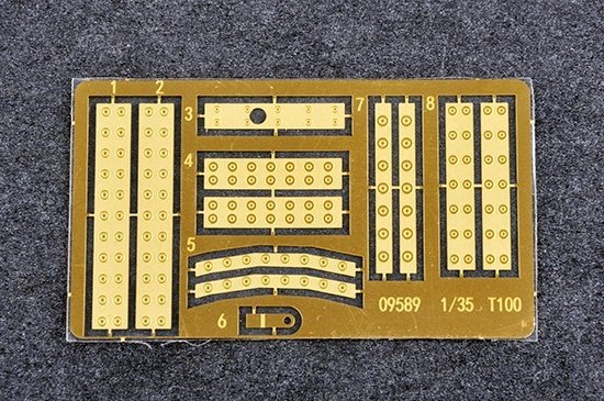 Trumpeter 09589 Su-100Y Self-Propelled Gun 1/35