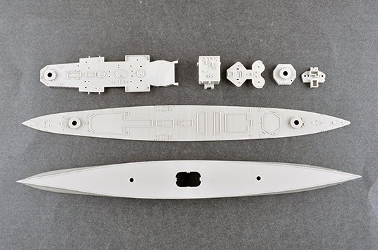 Trumpeter 06734 HMS Cornwall 1/700
