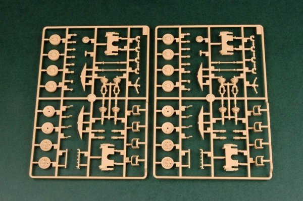 Hobby Boss 85501 152mm ShkH DANA vz.77 (1:35)