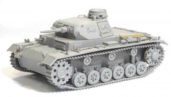 Dragon 6631 Pz.Kpfw. III Ausf. E France 1940 (1:35)