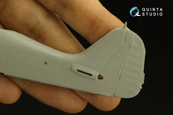 Quinta Studio QRV-016 Single riveting rows (rivet size 0.15 mm, gap 0.6 mm, suits 1/48 scale), White color, total length 6.2 m/20 ft