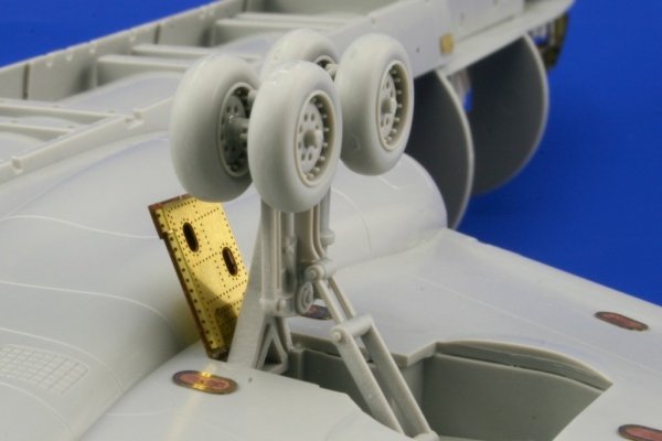 Eduard 73343 Nimrod 1/72 AIRFIX