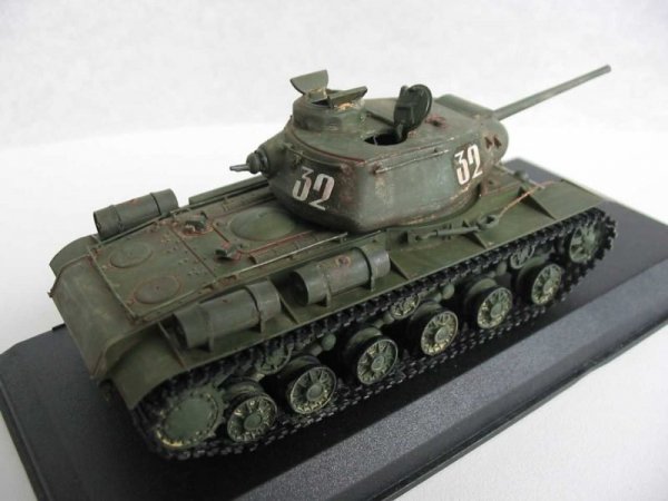PST 72008 KV-85 Heavy Tank 1/72
