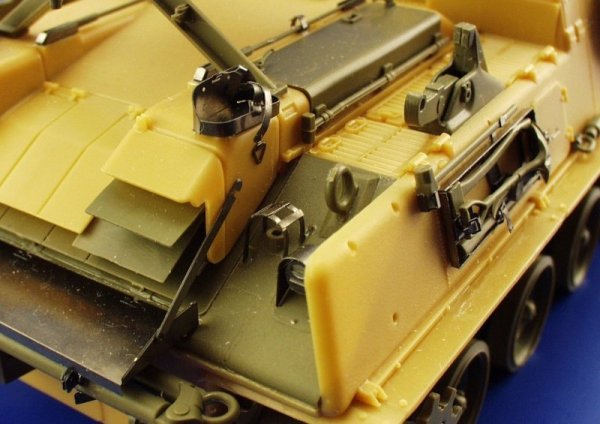 Eduard 35787 M-88 Recovery Tank AFV Club