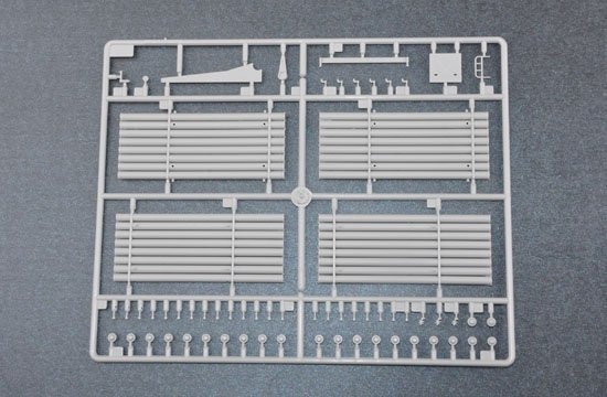 Trumpeter 01014 Russian BM-21 Grad Late Version (1:35)
