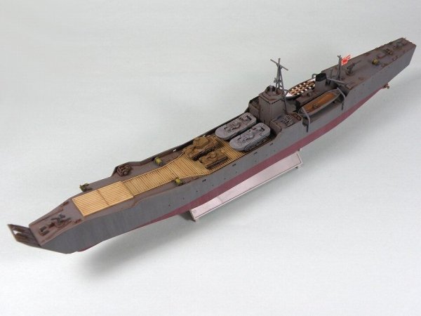 Pit-Road WB05 IJN No.101 class landing ship 1/350
