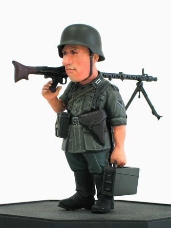 FineMolds FT6 W.W.II German Infantry Man &amp; MG34 1/12