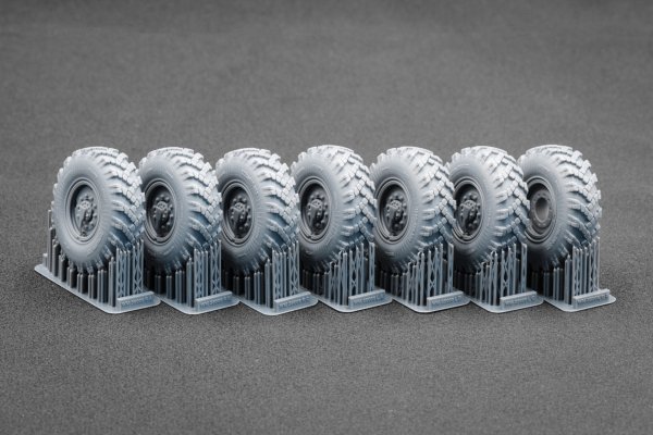 ScaleX WM 35009 Kamaz 4310 Ordinary wheel set (for Trumpeter) 1/35