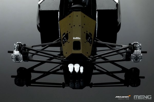 Meng Model RS-005 McLaren MP4/4 1988 (Pre-Colored Edition) 1/12