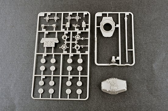 Trumpeter 07125 German E-75 (75-100 tons)/Standardpanzer 1:72