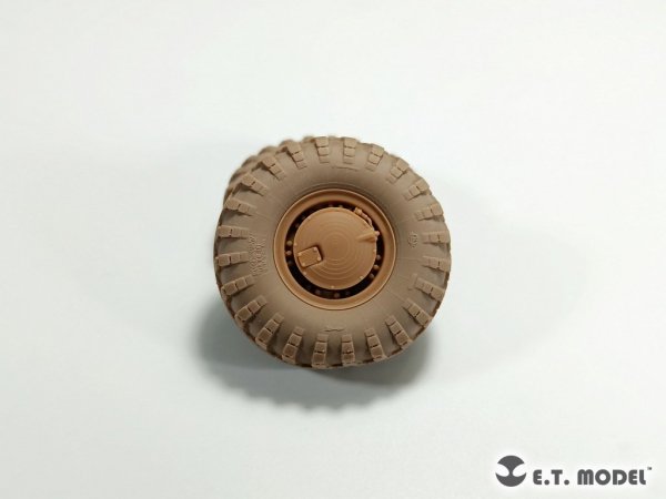 E.T. Model P35-128 Russian BTR-70 APC Sagged Wheels for Trumpeter kit 1/35