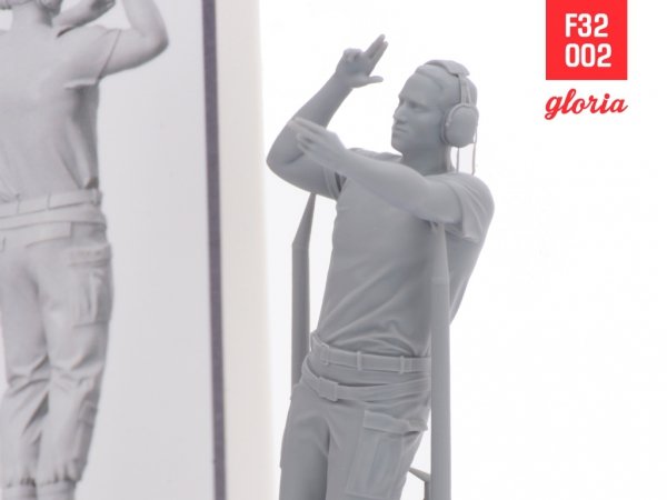 Gloria F32002 Ground Crew US Air Force vol.2 3D Printed Figures 1/32