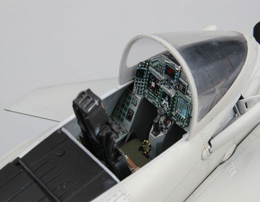 Trumpeter 02278 EF-2000A Eurofighter Typhoon (1:32)