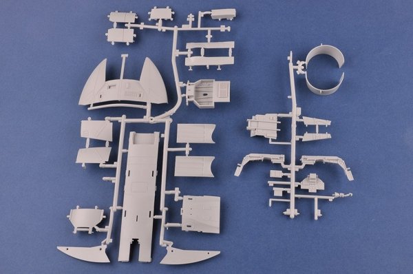 Hobby Boss 81804 AV-8B Harrier II 1/18