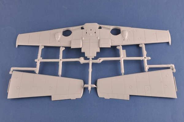 Hobby Boss 81809 Messerschmitt Bf109E Sept 1940 1/18