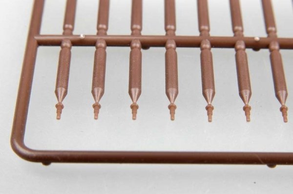 Trumpeter 02042 Russian 650mm steel track for Russian KV/JS tank (1:35)