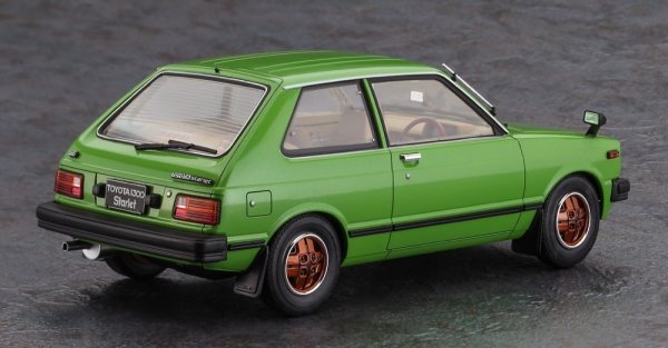 Hasegawa 20761 Toyota Starlet KP61 SE (3Door) Middle Version (1980) 1/24