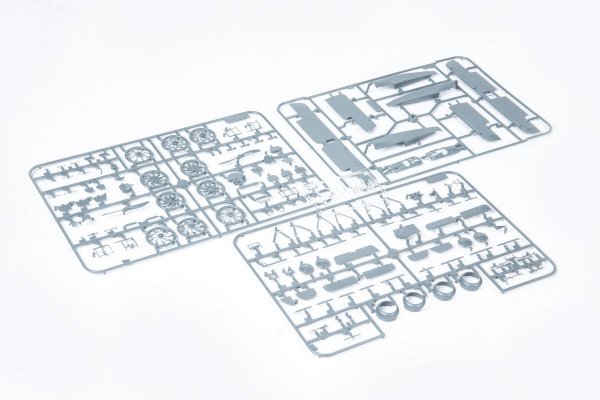 Eduard 82182 Z-226MS Trenér 1/48