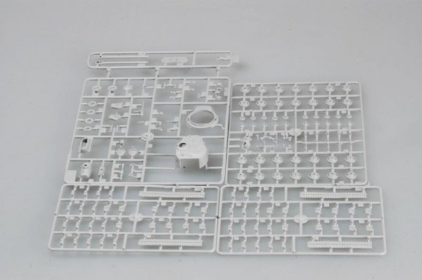 Trumpeter 07287 US T26E4 Pershing Heavy Tank (1:72)