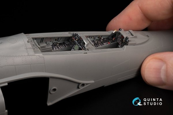 Quinta Studio QD+48387 F-4E early with slatted wing 3D-Printed &amp; coloured Interior on decal paper (Meng) (with 3D-printed resin parts) 1/48