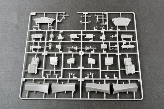 Trumpeter 01665 Chinese J-20 Mighty Dragon 1/72