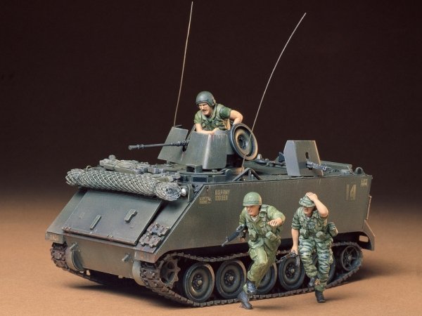 Tamiya 35135 U.S. M113 ACAV (1:35)