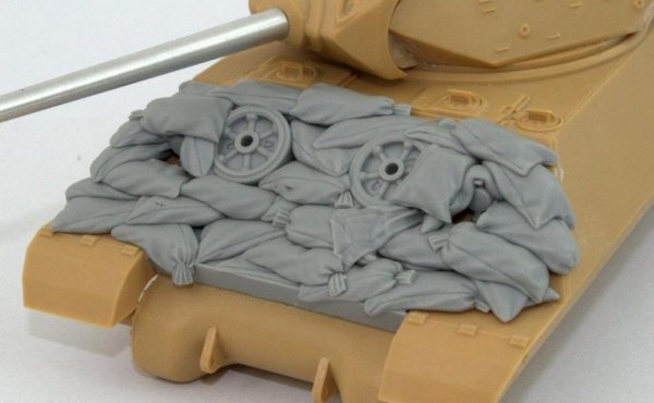 Panzer Art RE35-271 Sand armor for M10 Achilles (Academy&amp;Italeri kits) 1/35