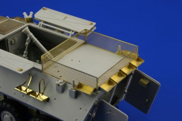 Eduard TP099 LAV-M stowage box 1/35 Trumpeter