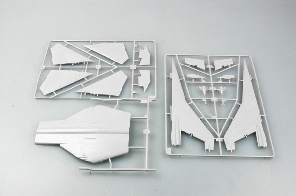 Trumpeter 03209 MiG-23MF Flogger-B (1:32)