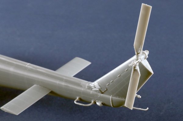 Trumpeter 05112 UH-1B Huey - Gunship 1/35