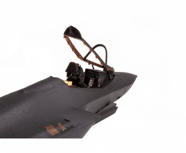 Eduard SS855 F-35C TAMIYA 1/72