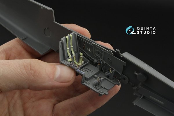 Quinta Studio QD32267 Bf 109K-4 3D-Printed &amp; coloured Interior on decal paper (Kotare) 1/32