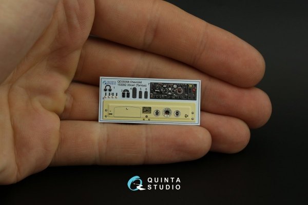 Quinta Studio QD35058 Chevrolet 1533X2 30cwt LRDG 3D-Printed &amp; coloured Interior on decal paper (Tamiya) 1/35