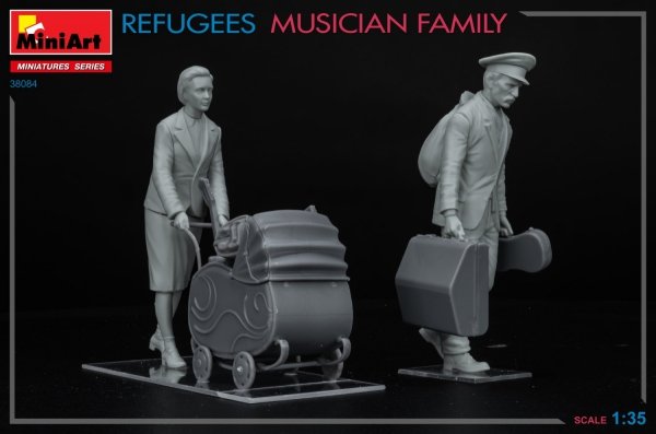 MiniArt 38084 REFUGEES. MUSICIAN FAMILY 1/35