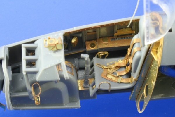 Eduard 49339 He 162A-2 Spatz 1/48 Tamiya