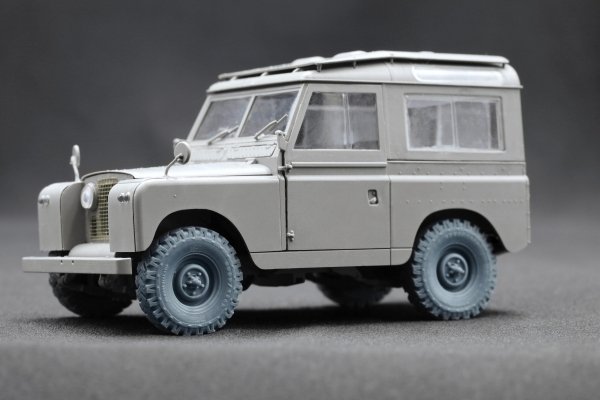 ScaleX WM 35021S L. Rover 88 7.5 big Sagged wheel set (for AK-Interactive) 1/35