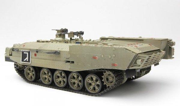Meng Model SS-003 Achzarit Israel Heavy Armoured Personnel Carrier (1:35)