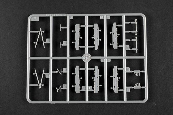 Trumpeter 05818 Mi-4AV Hound 1/48