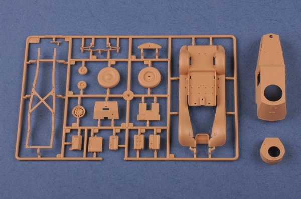 Hobby Boss 83883 Soviet BA-20 Armored Car Mod.1939 1/35