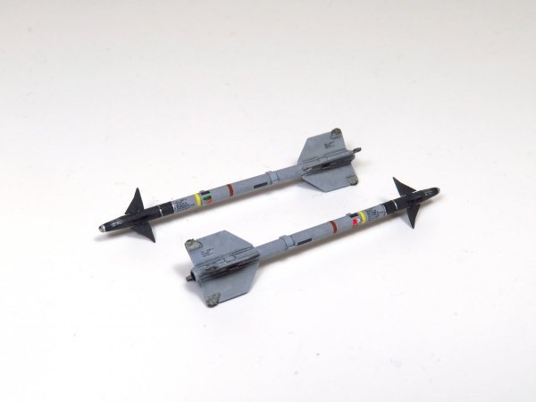 Eduard SIN648106 F-16 armament w/ Maverick missiles KINETIC MODEL 1/48