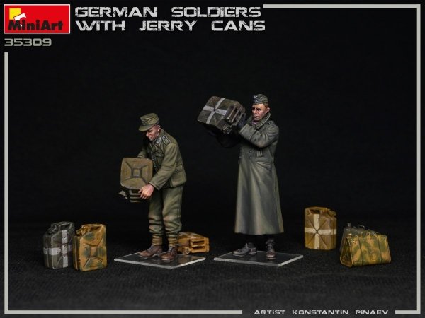 MiniArt 35286 GERMAN SOLDIERS WITH JERRY CANS 1/35