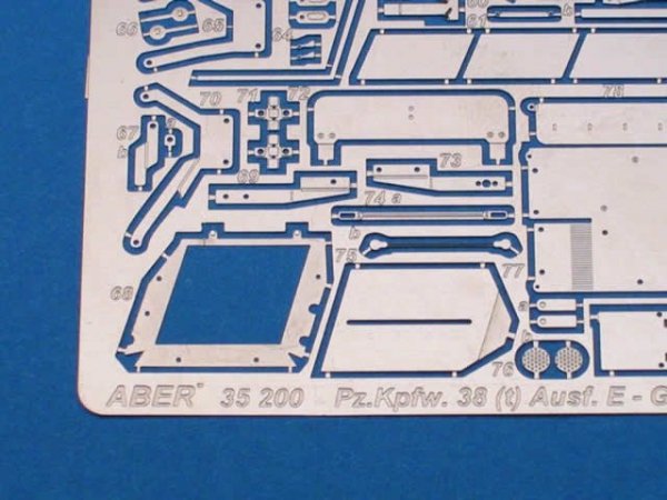 Aber 35200 German light tank Pz.Kpfw. 38(t) Ausf. E/F/G - vol.1 - basic set (1:35)
