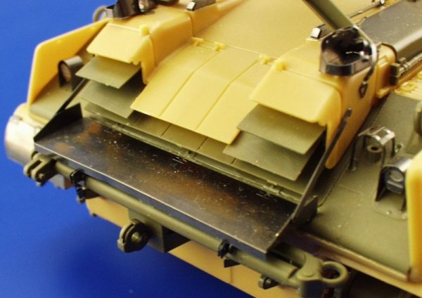 Eduard 35787 M-88 Recovery Tank AFV Club