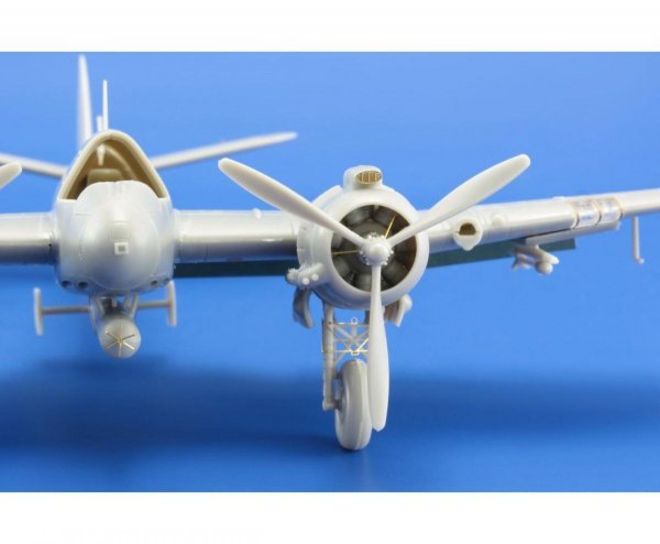 Eduard 73562 Beaufighter TF Mk.10 AIRFIX 1/72