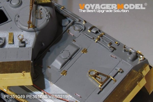 Voyager Model PE351049A WWII UK Sherman VC Firefly For R.F.M 5038 1/35
