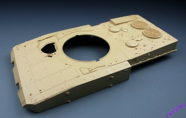 Tiger Model 4613 German MBT Leopard II Revolution II 130mm 1/35