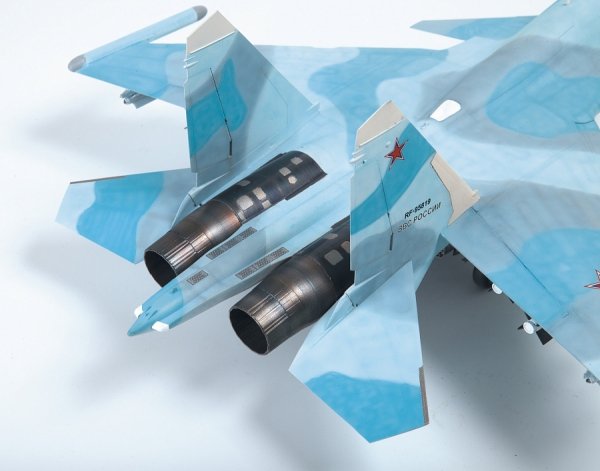 Zvezda 4808 SU-30SM FLANKER H Russian Air Superiority Fighter 1/48