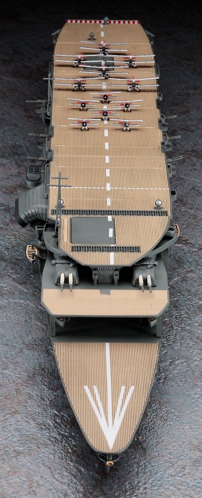 Hasegawa 30072 Japanese Navy Aircraft Carrier Akagi "Three Flight Deck" w/ Carrier-Based Aircraft Set (Biplane) 1/700