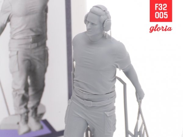 Gloria F32005 Ground Crew US Air Force vol.5 3D Printed Figures 1/32