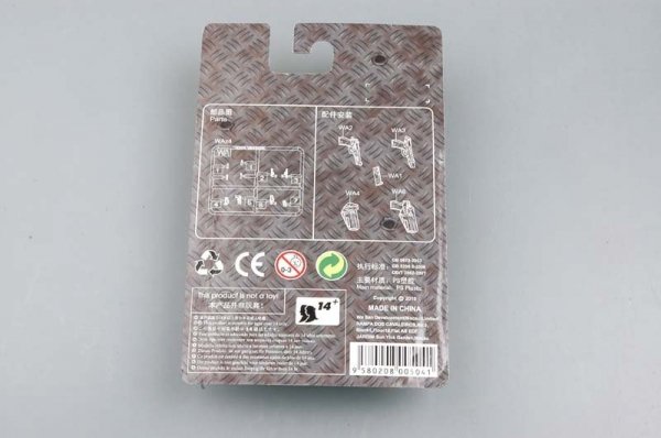 Trumpeter 00504 M9 World Pistol Selections 1/35